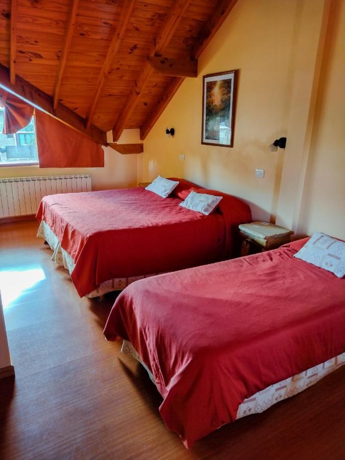 Hotel Y Cabanas Casa De Piedra Trevelín Extérieur photo