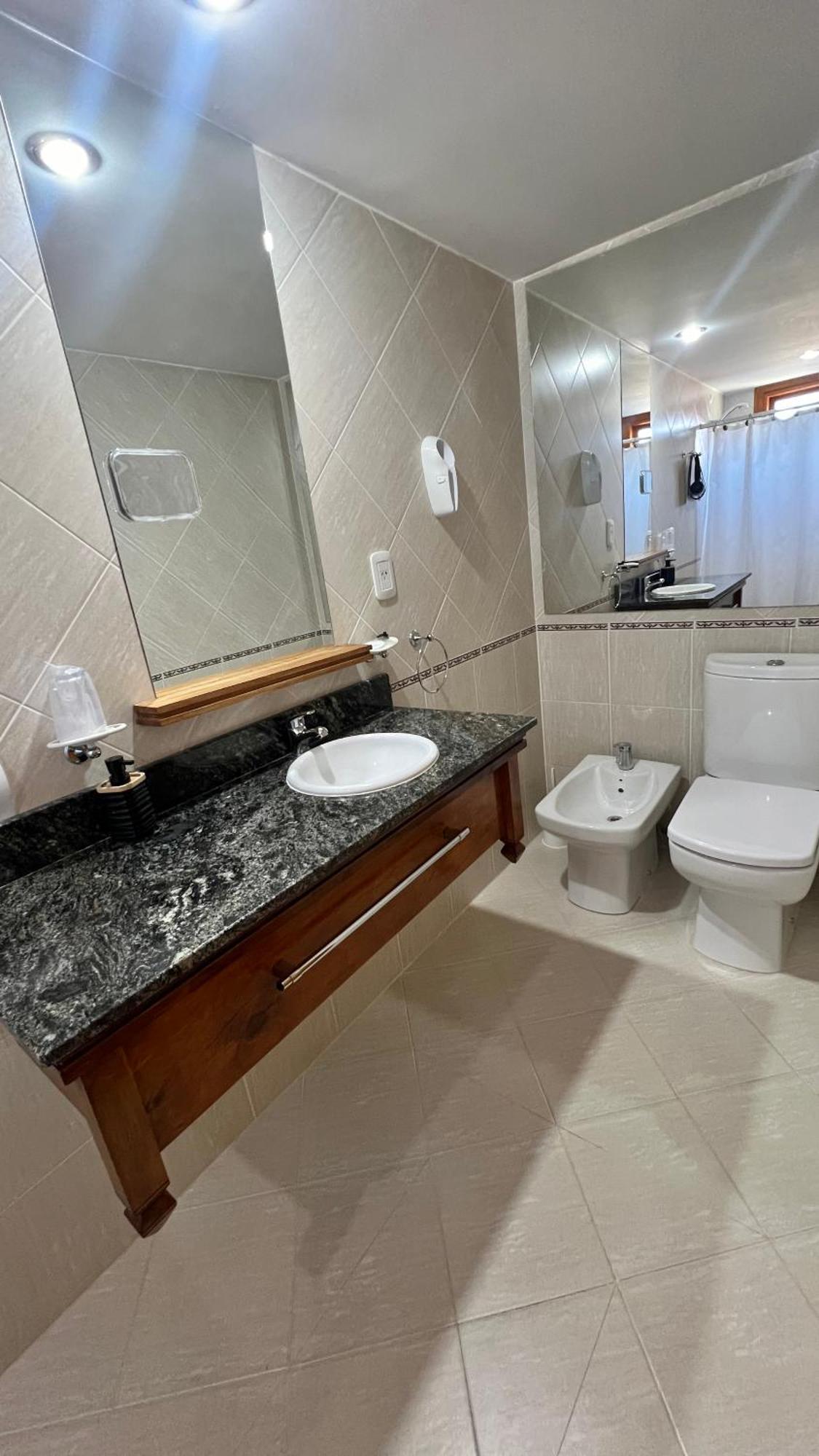 Hotel Y Cabanas Casa De Piedra Trevelín Extérieur photo